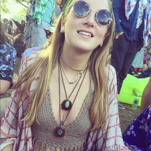 Meet your Posher, Ansley